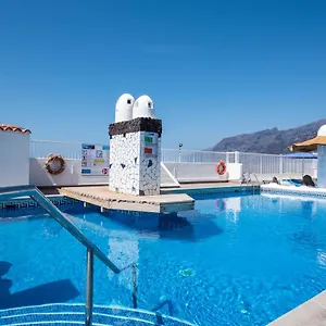 https://vigilia-park-puerto-de-santiago.in-canary-islands.com